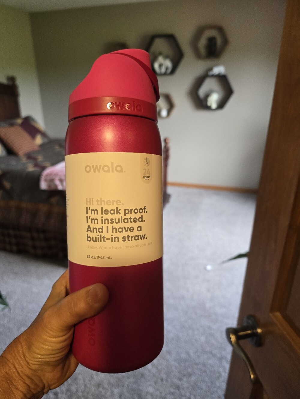Owala Read My Lips 32 Oz New